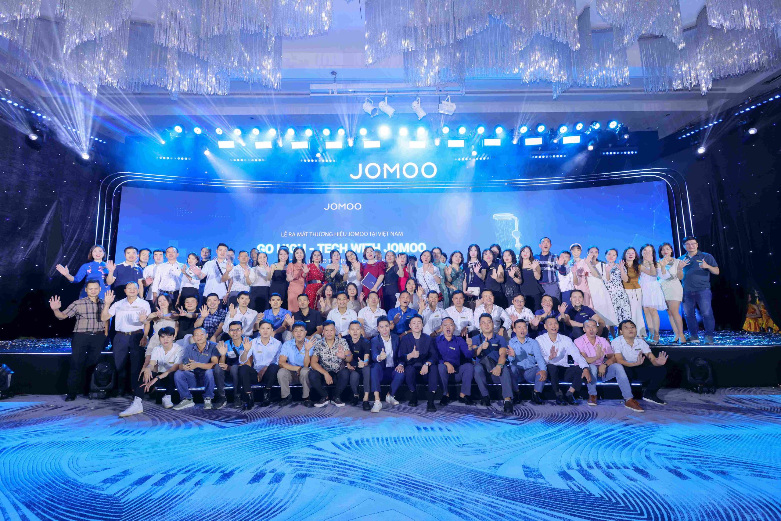 JOMOO Group is proud to introduce its six brands at Asia's largest Kitchen & Bath China event in Shanghai. At the same time,JOMOO officially launched its brand in Vietnam, opened its subsidiary JOMOO Vietnam and its first showroom in Hanoi.